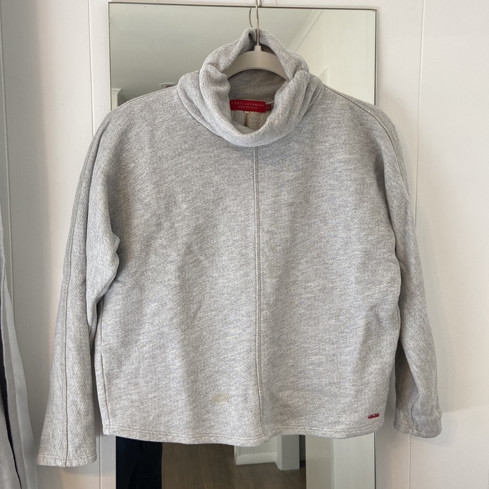n: Philanthropy Gray Turtle Neck Sweatshirt
